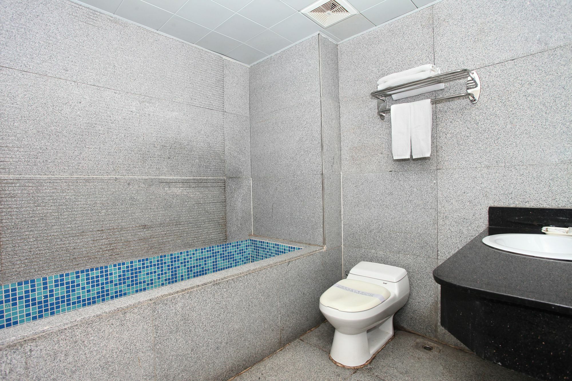 Yincheng Hotel Xiniupo Bagian luar foto